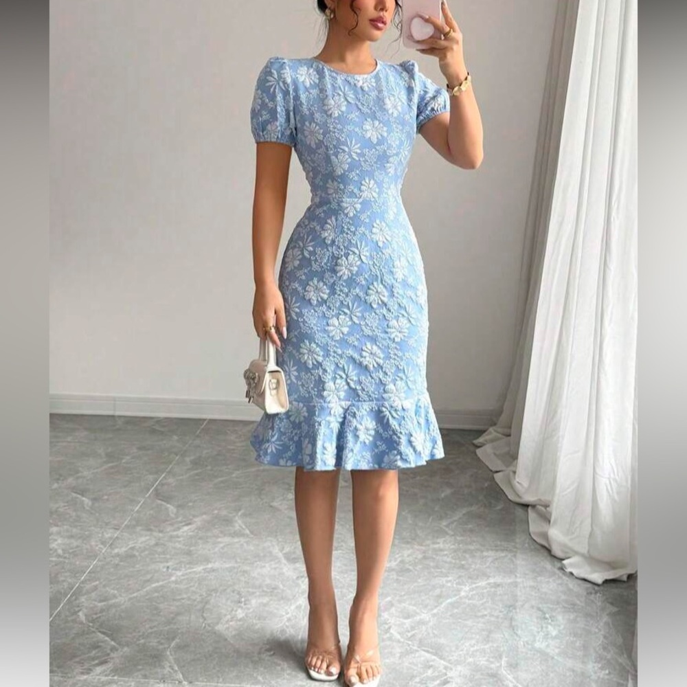 Blue Floral Ruffle-Hem Sheath Dress - Picture 4 of 5